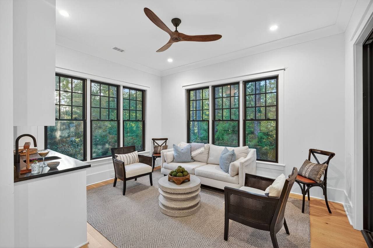 Snowy Egret Lane - Image 19