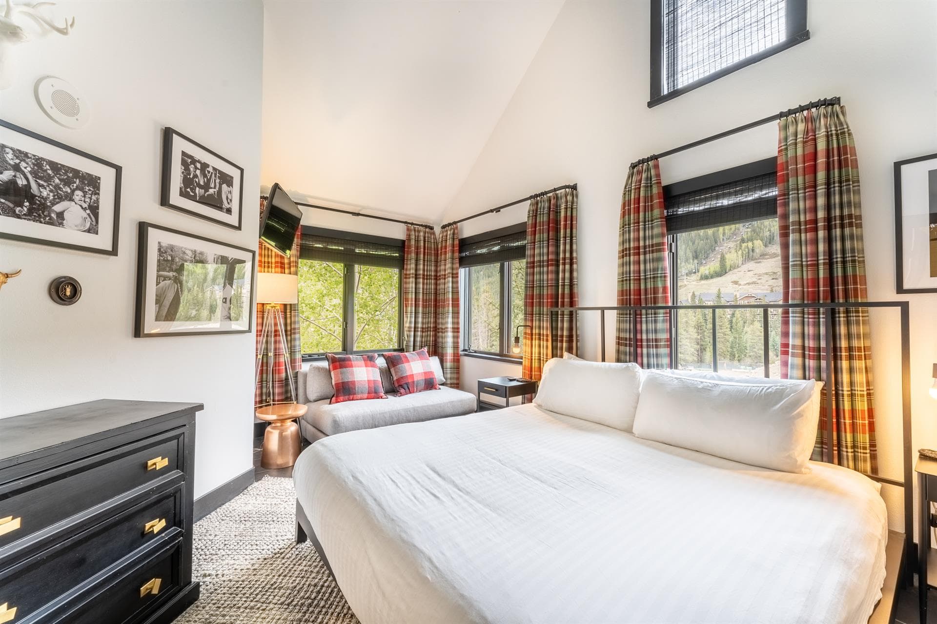 Arapahoe Residence - Image 20