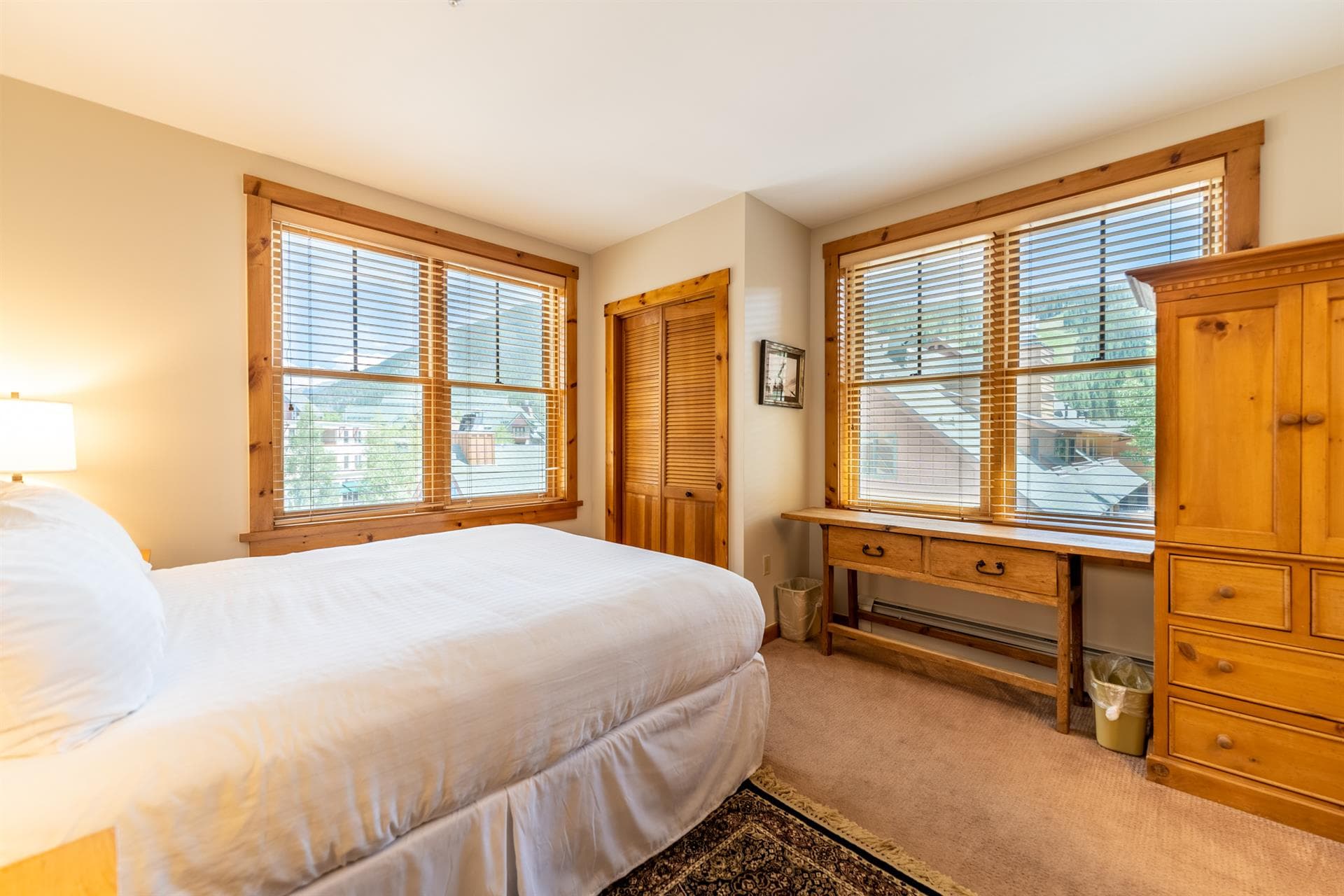 Peakview Penthouse Retreat - Image 26