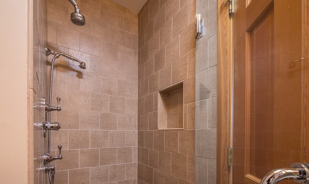 Arrowhead #1673 - Image 16