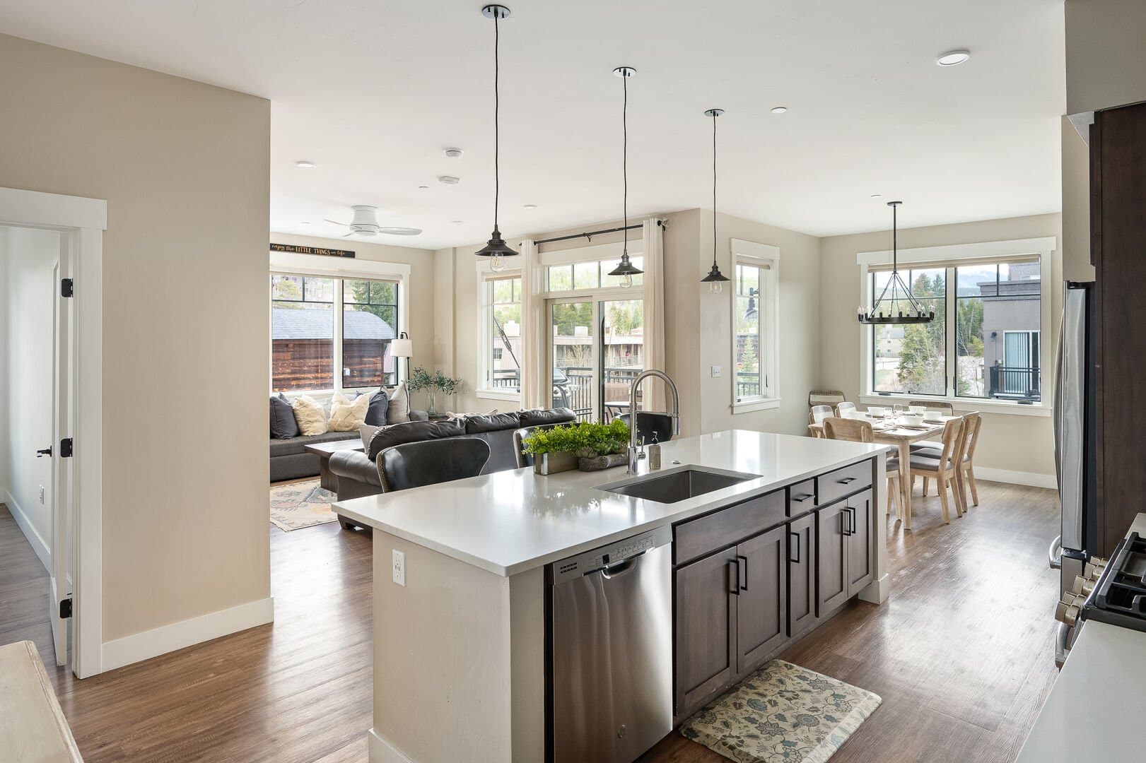 Hideaway Station Loft #207 - Image 14