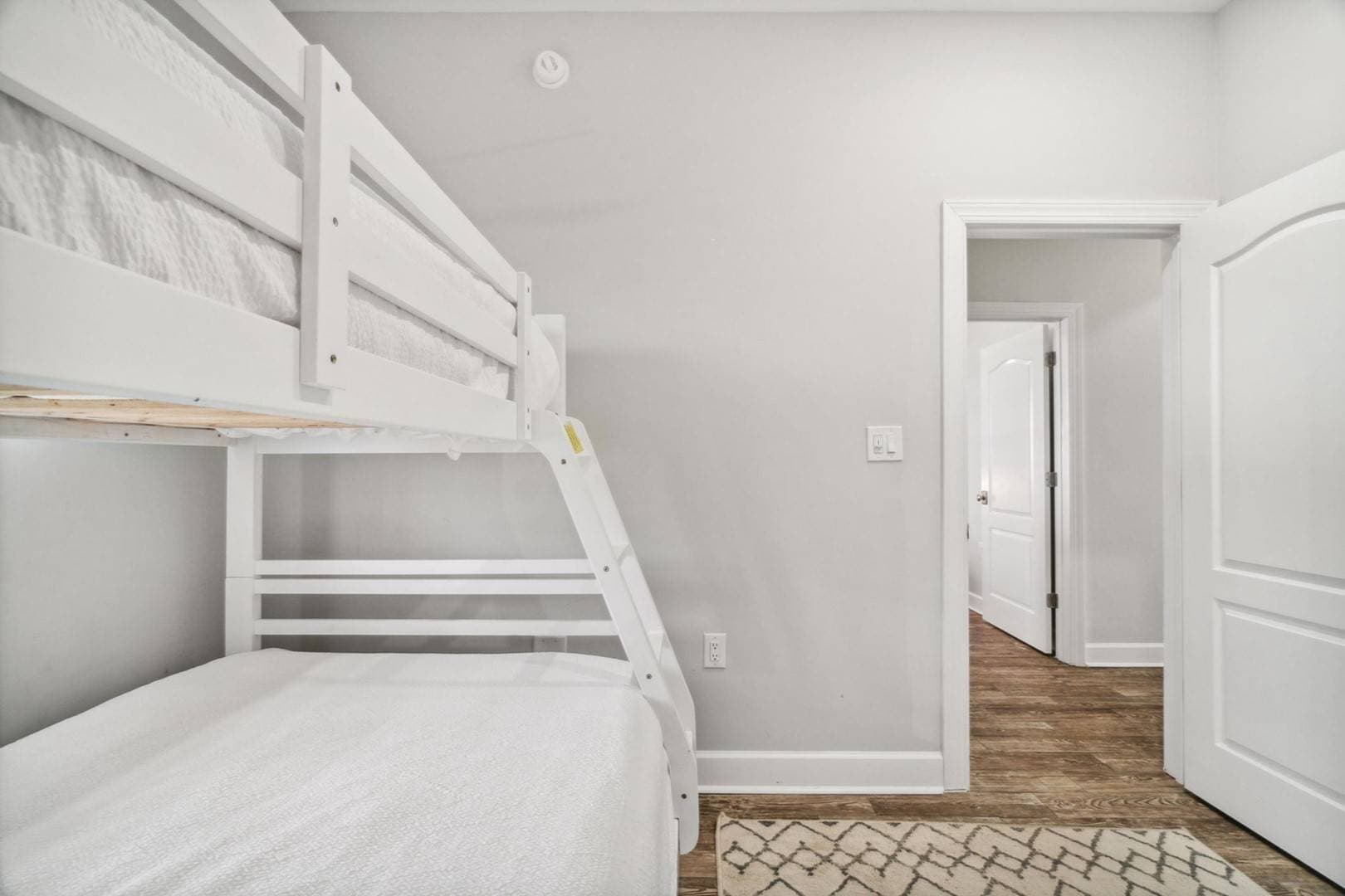 Walton Residence - Image 15