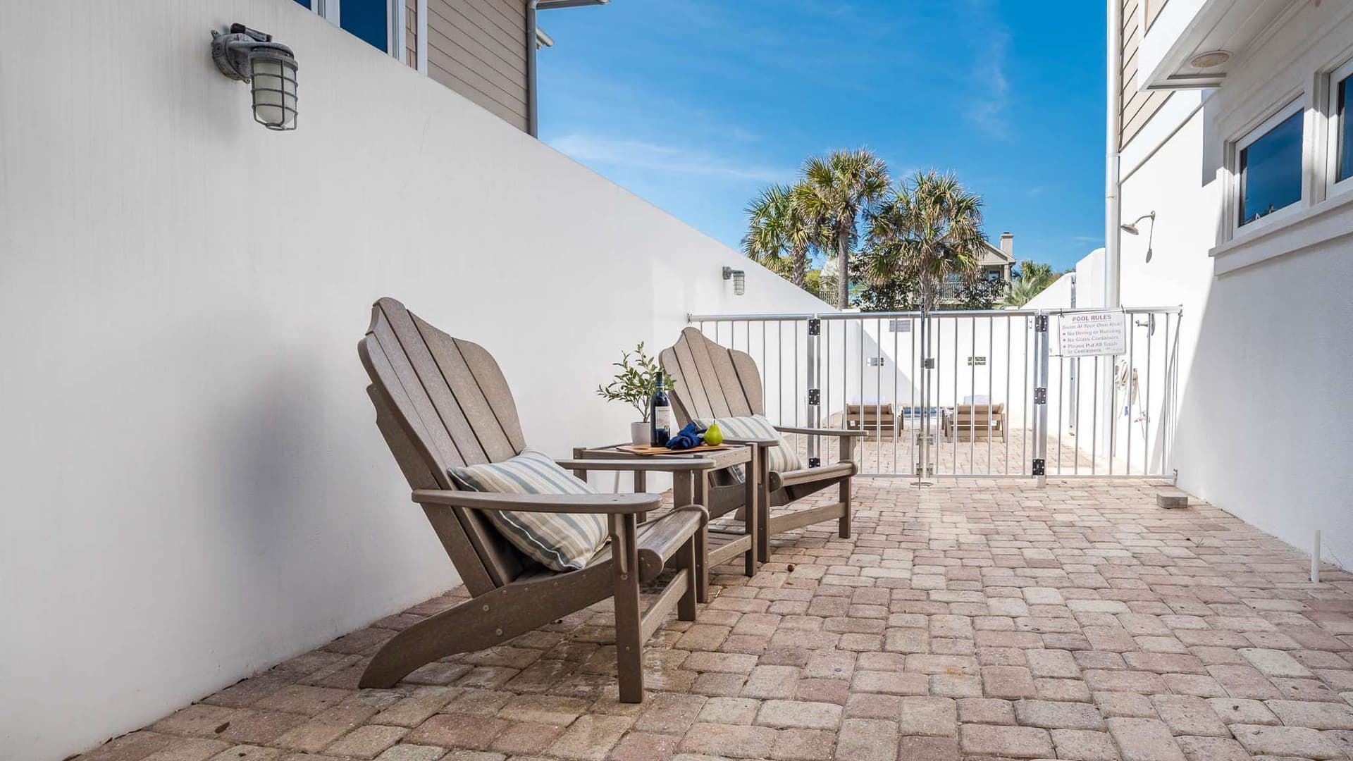 Pelican Paradise A+B - Image 92