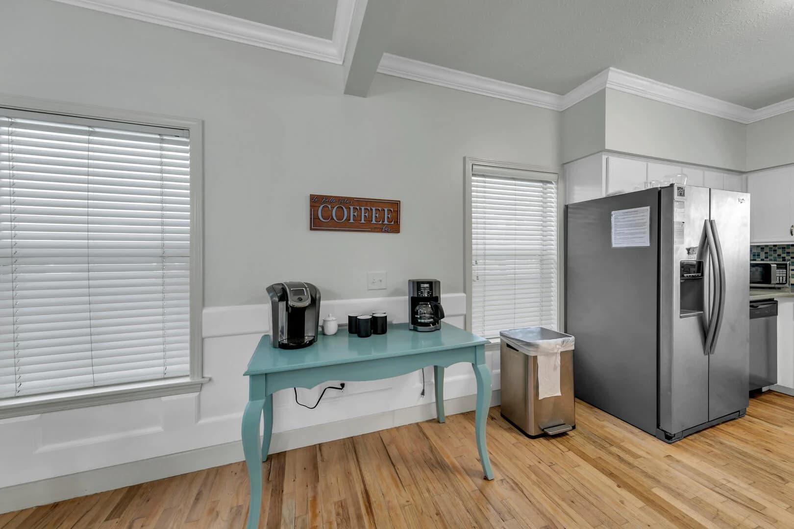 Rainbow Fish Home - Image 12