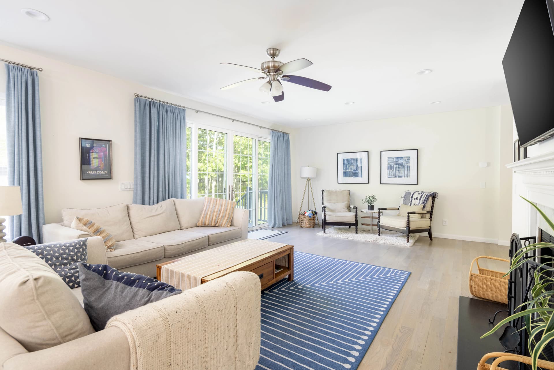 Seaside Cottage - Image 3