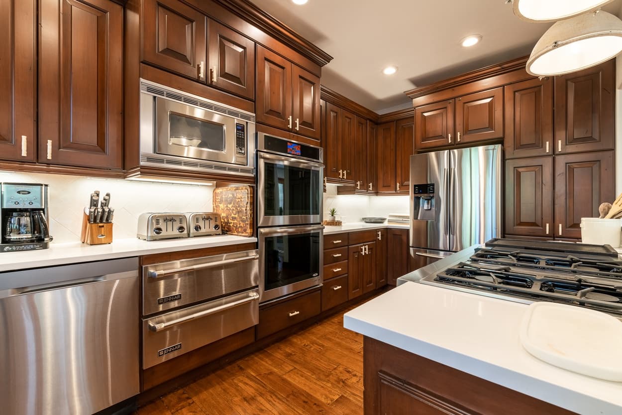 Arrowpines Lodge - Image 12