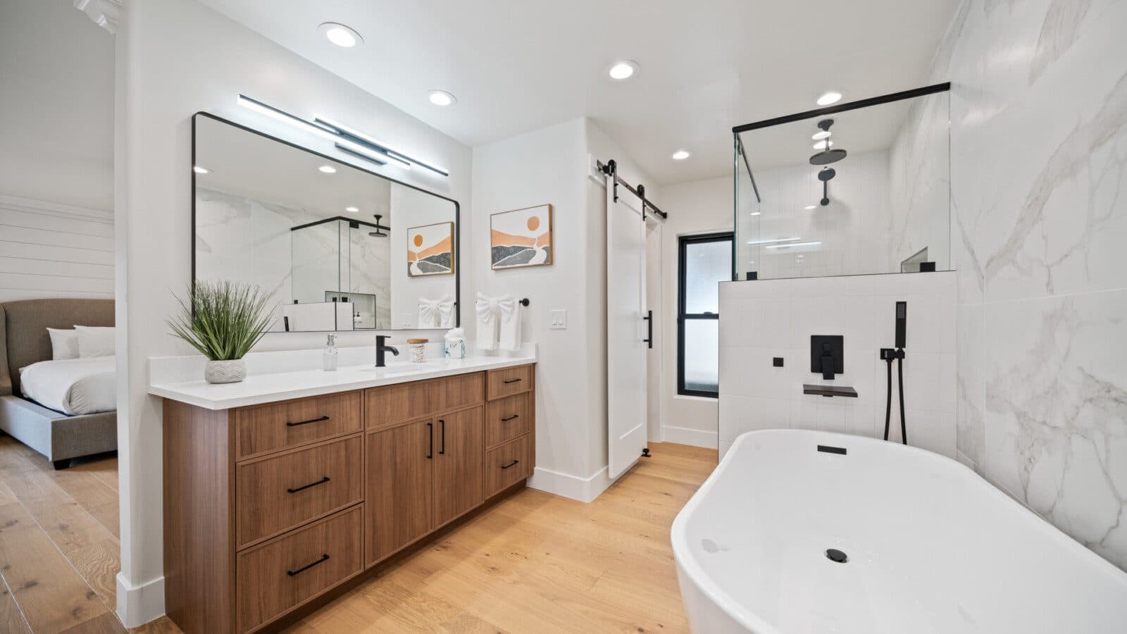 Spontaneous Desert Retreat - Image 17