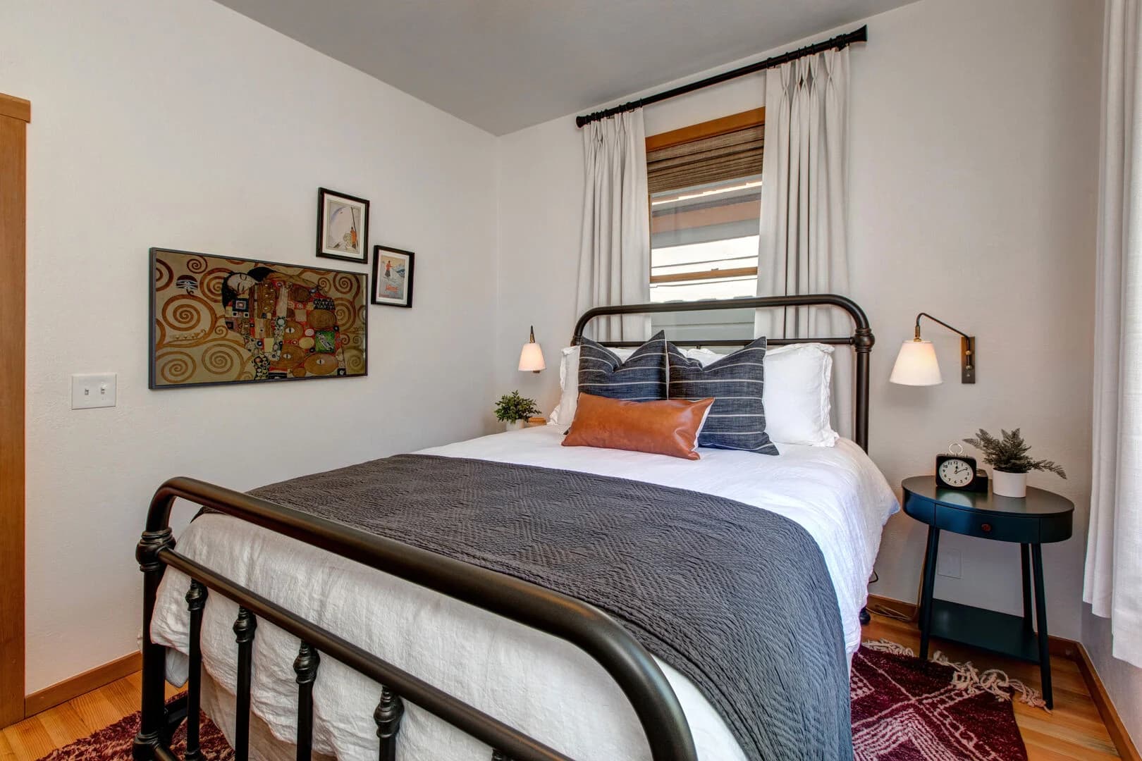 Alpine Minnie's - Image 13