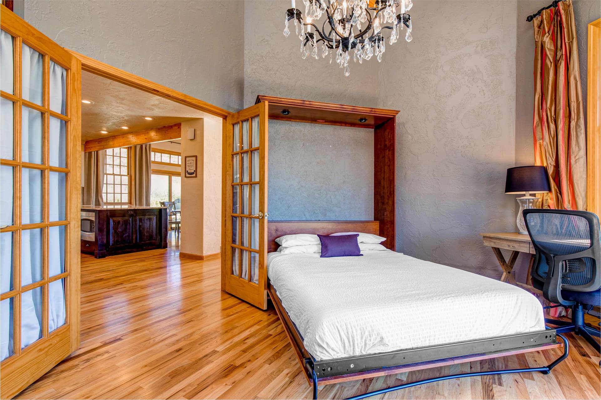 Mountain Hillside Manor - Image 9