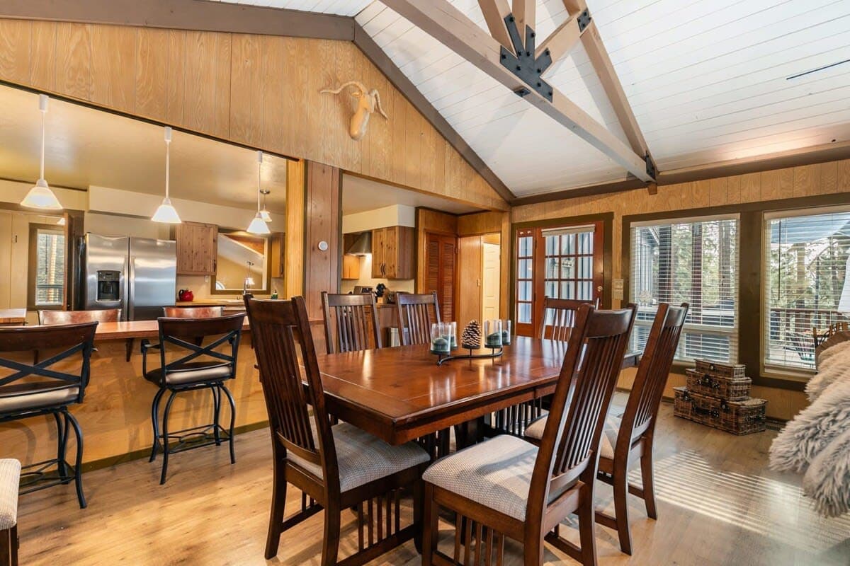 Classic Tahoe Cabin - Image 5