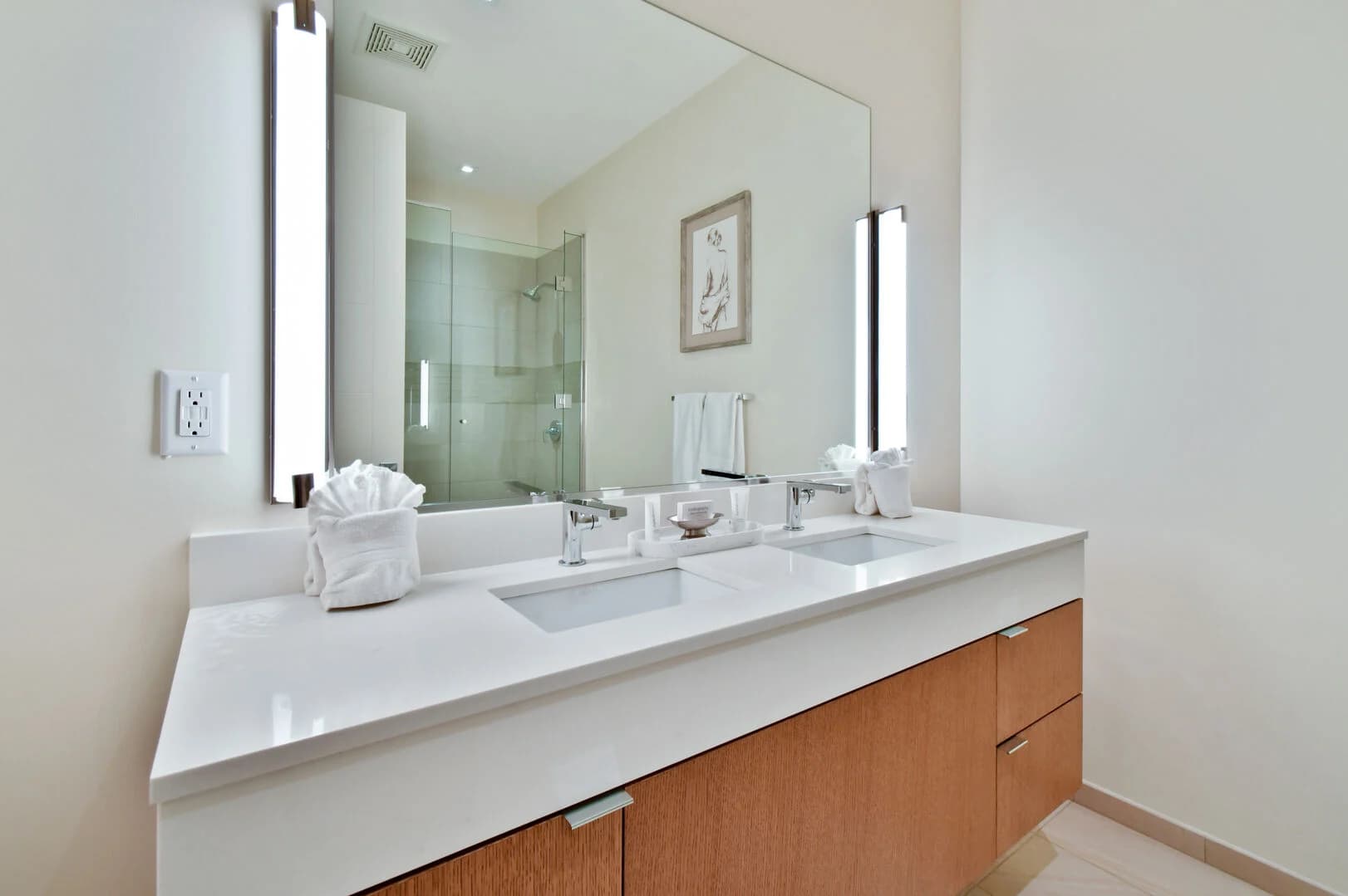 Lift Residence #602 - Image 15