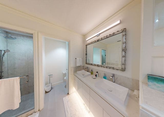 Ritz-Carlton Residence #502 - Image 7