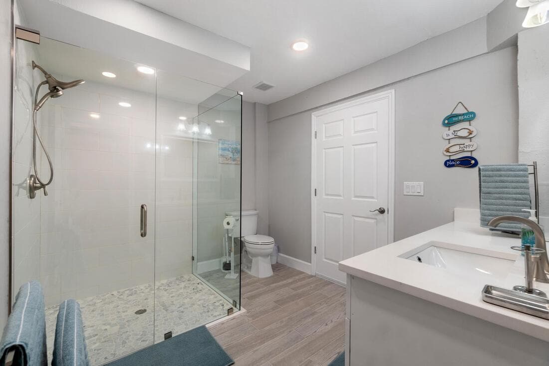 Bayside Retreat - Image 32