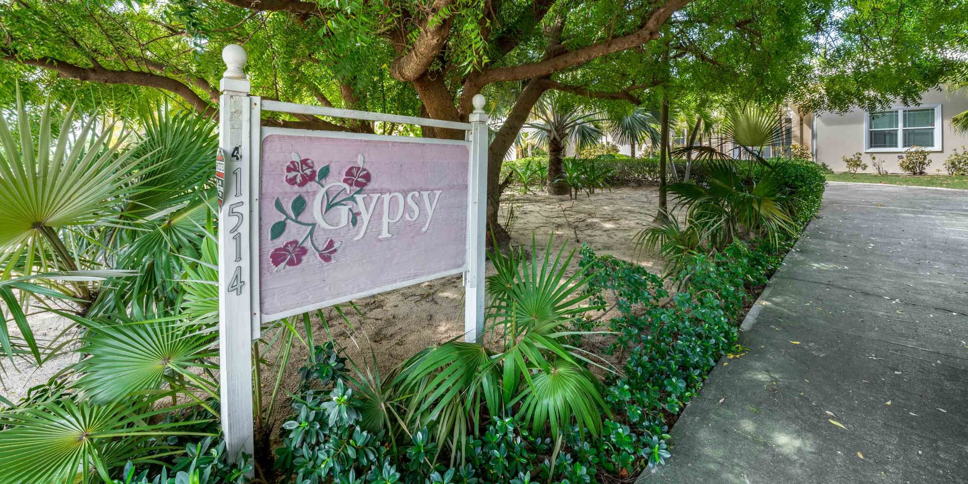 Gypsy House - Image 25