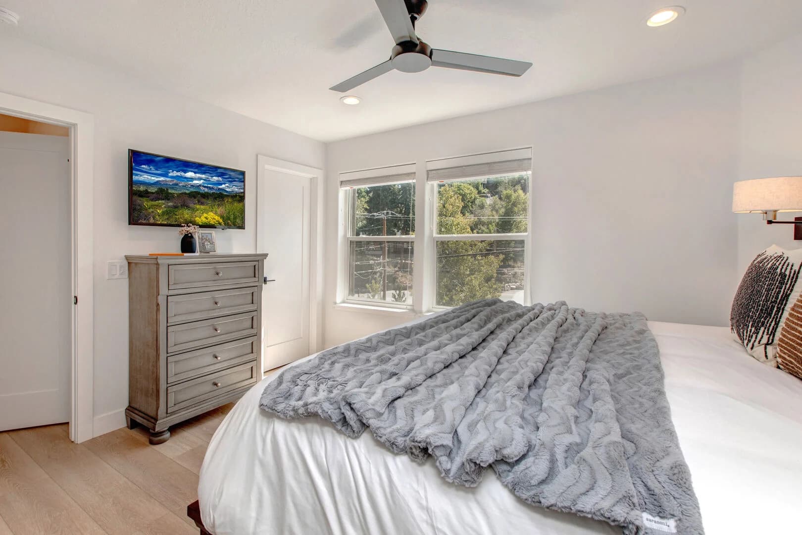 King's Gold - Image 16