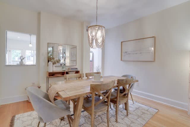 Capitol Comfort - Image 14