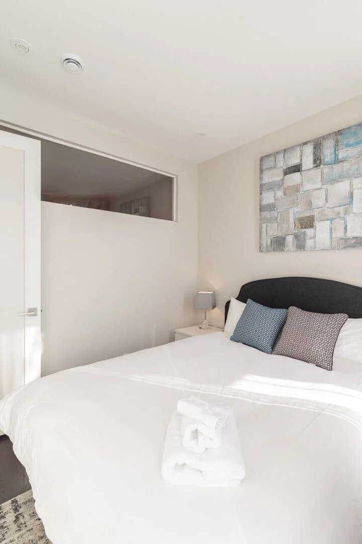 Hutchison Home - Image 5