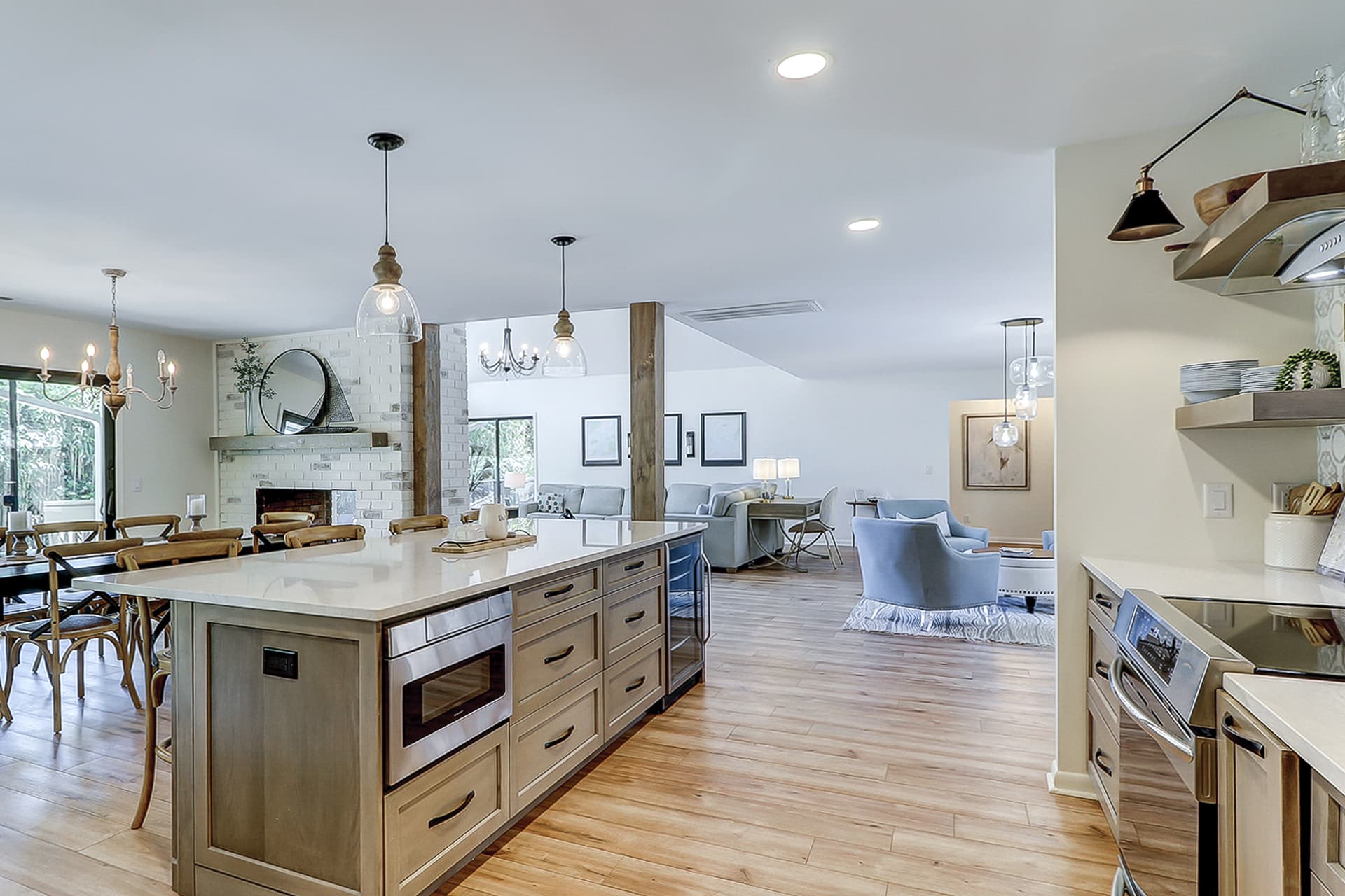 Sunny Daze - Image 12