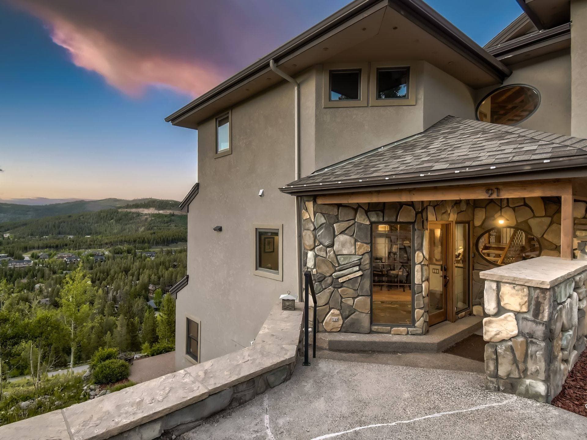 Gray Moose Place - Image 32