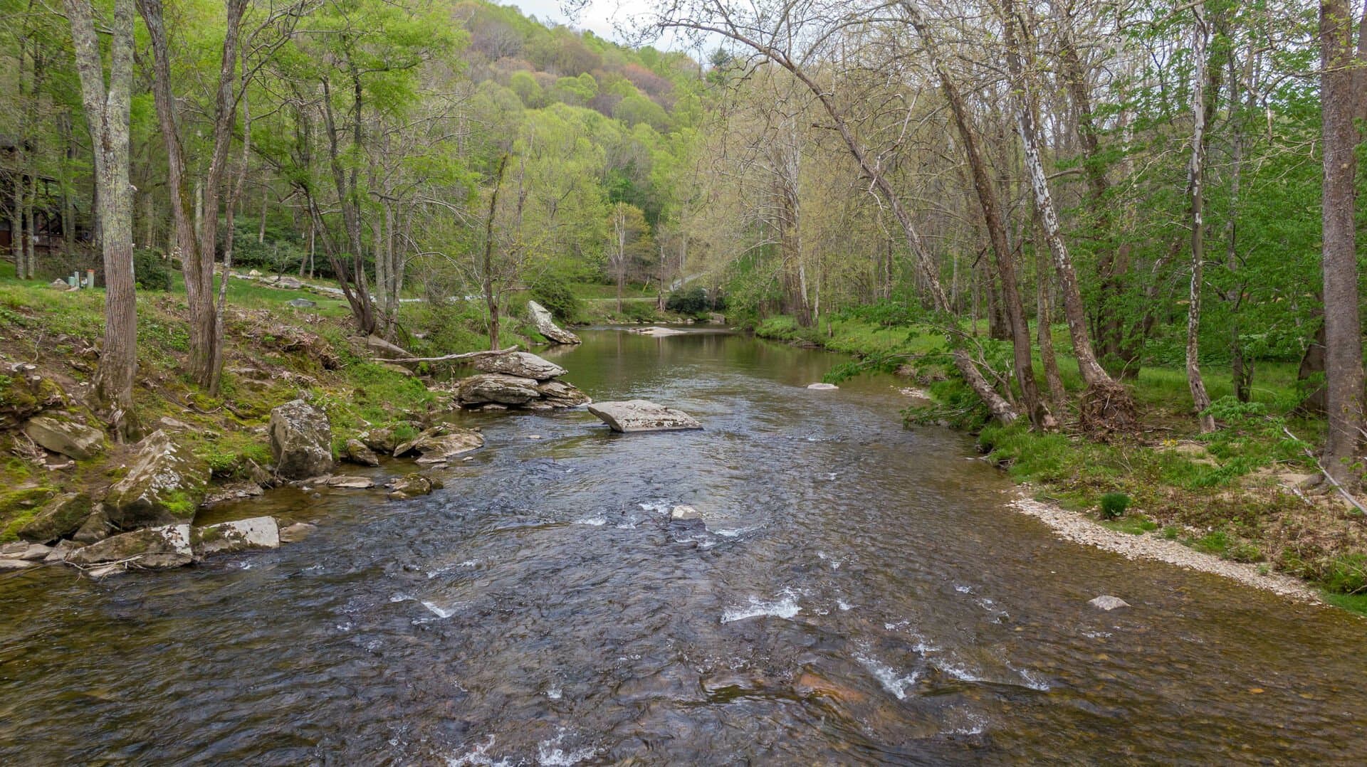River Run Cabin - Image 2