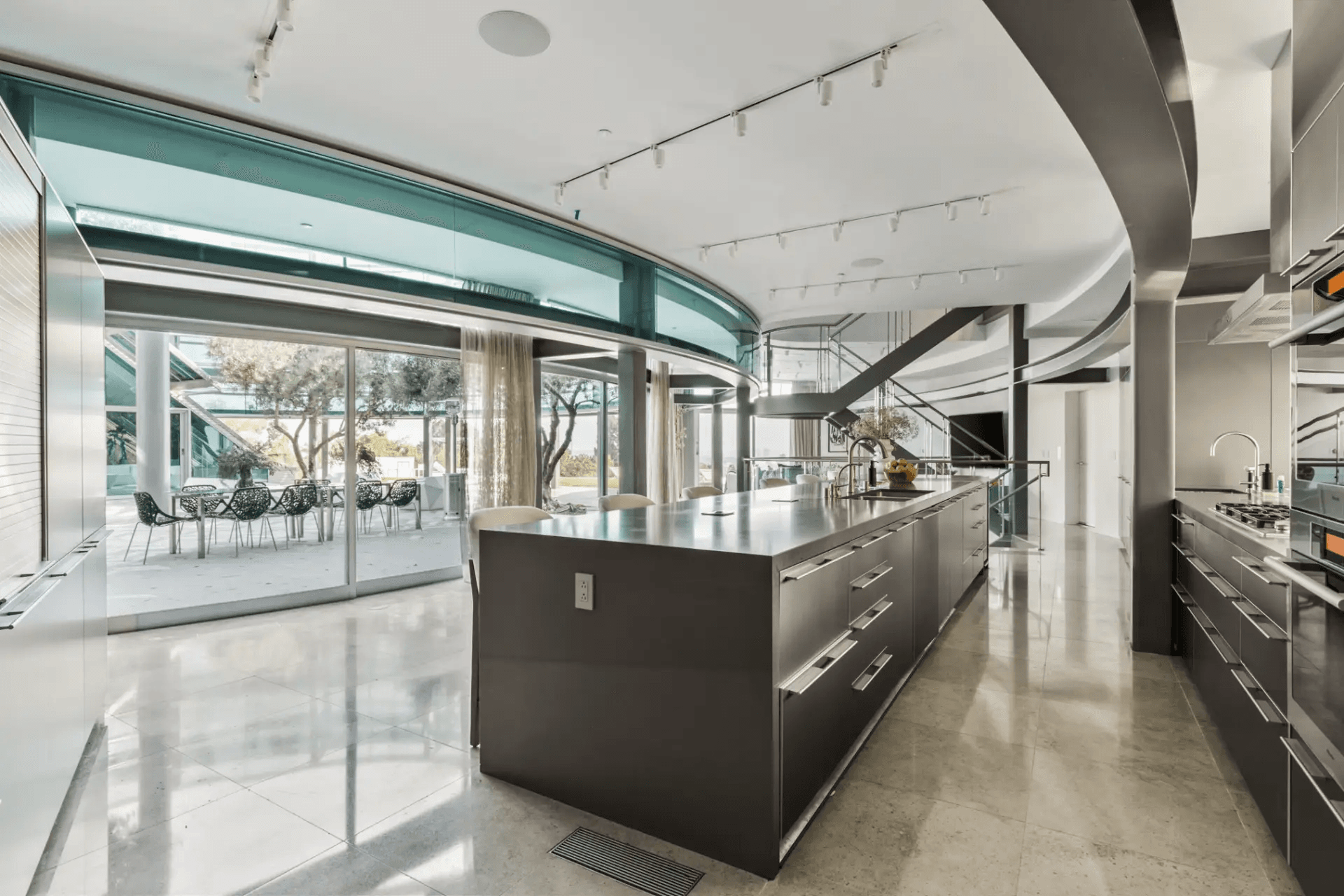 Jetson Estate - Image 6