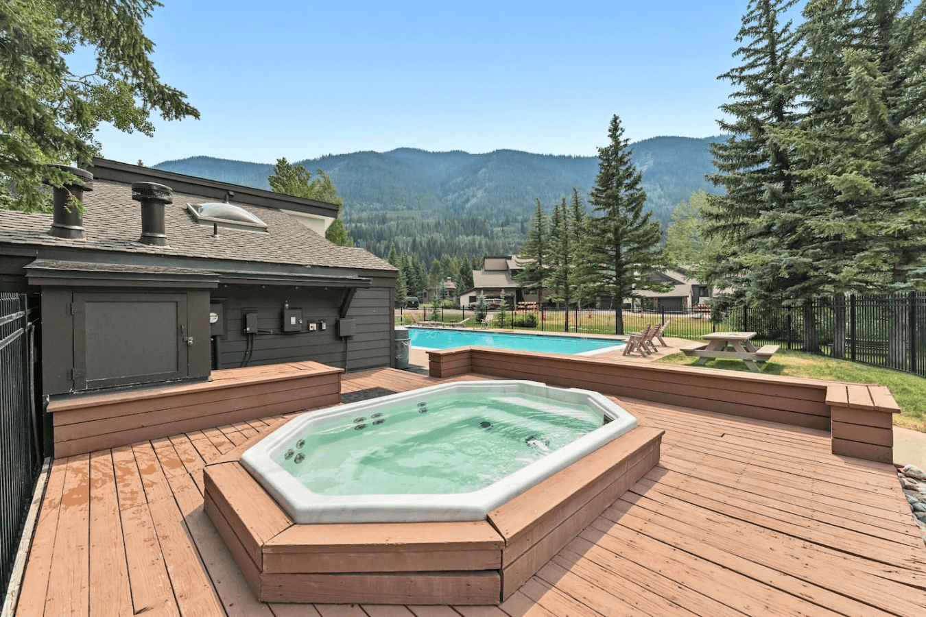 Creekside Retreat - Image 3