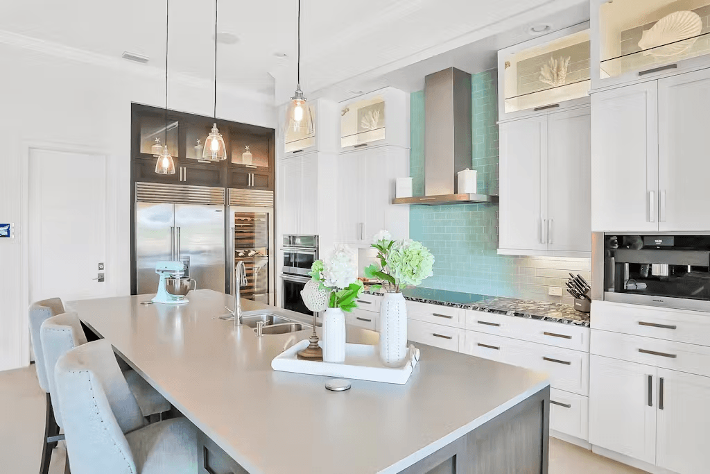 Island Estate Waterfront Villa - Image 7