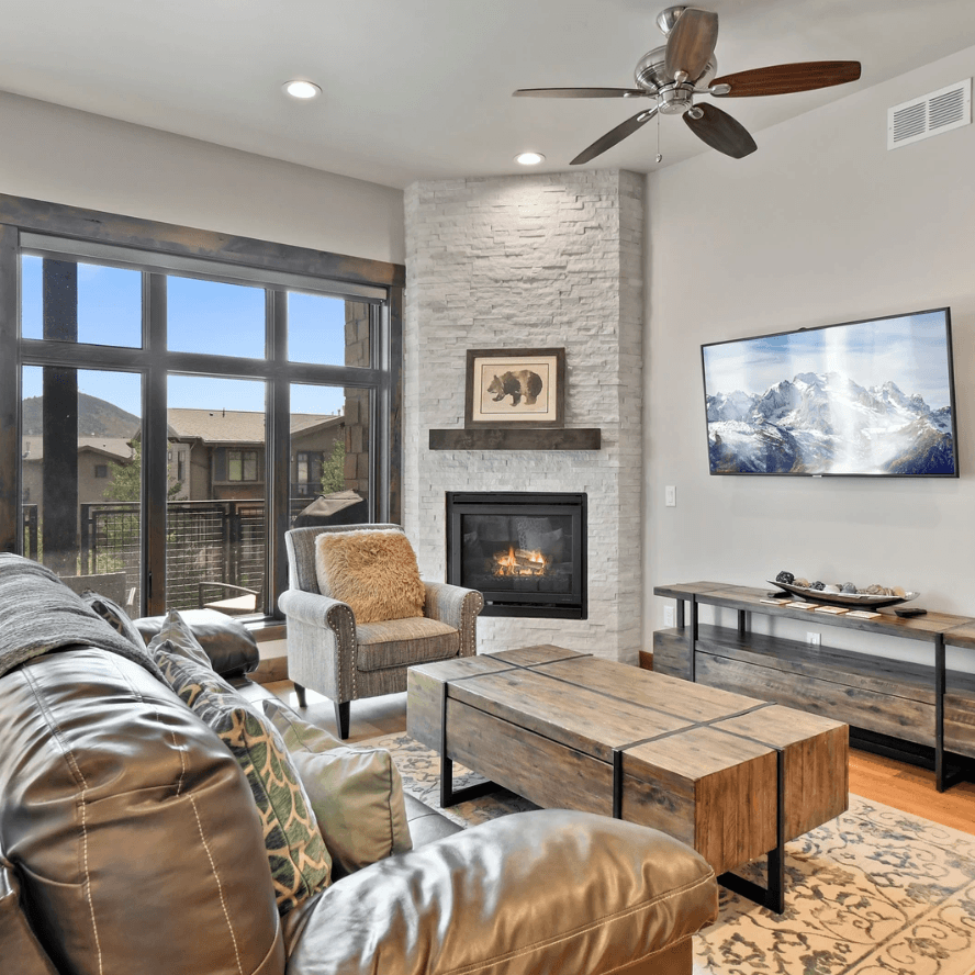 Alpine Abode - Image 1