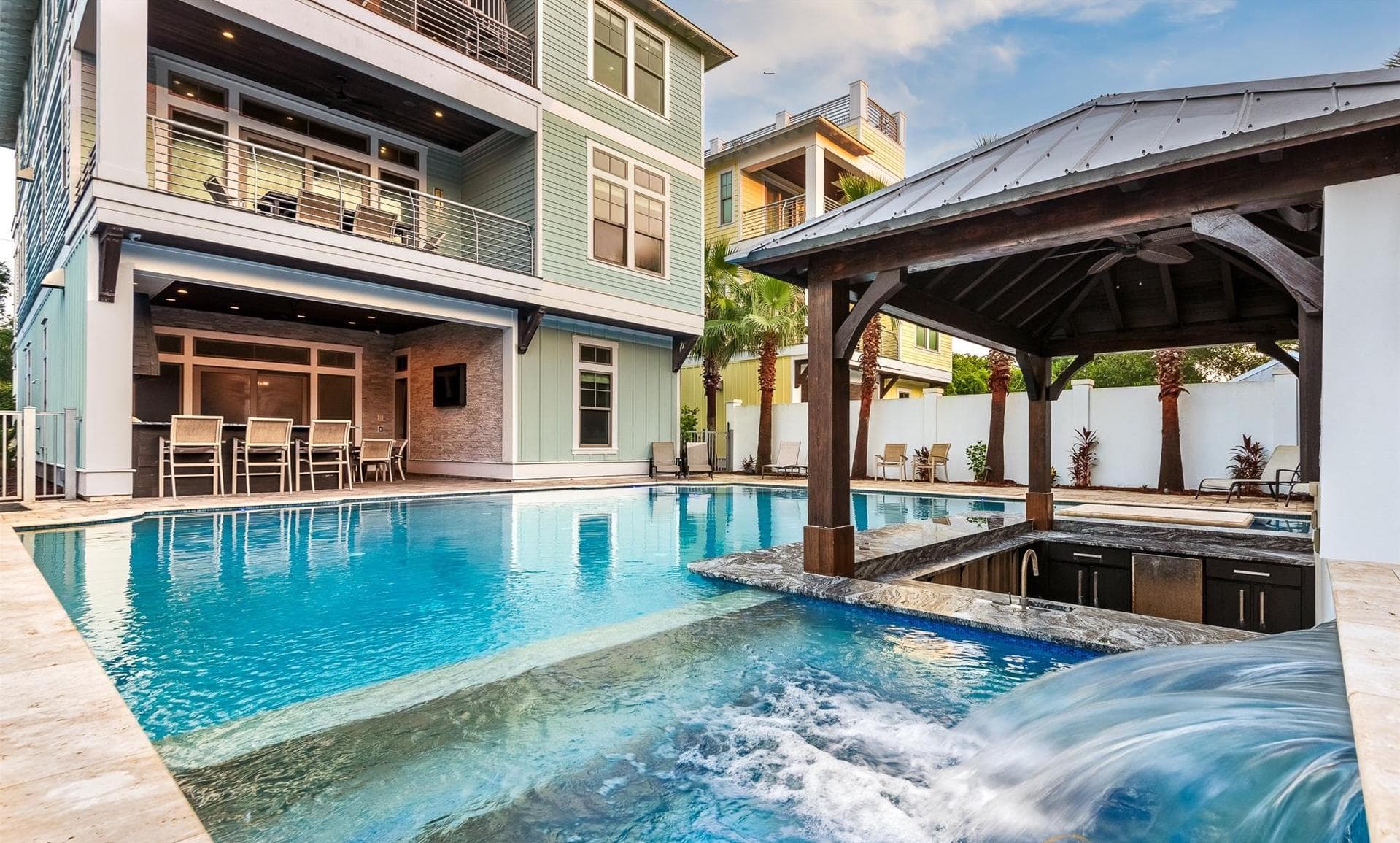 Life Aquatic Villa - Image 23