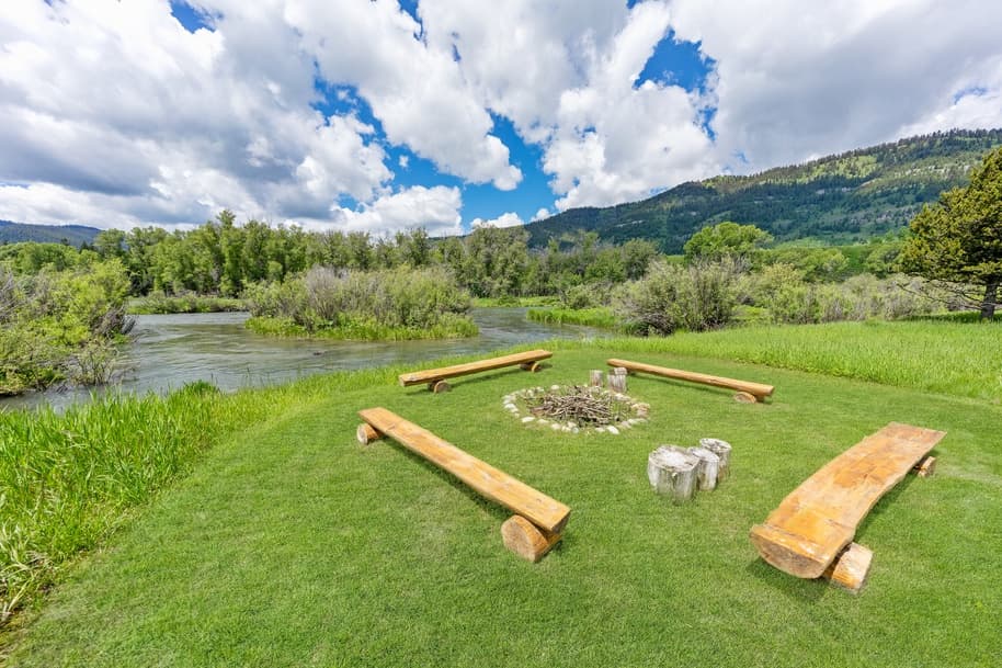 Fish Creek Retreat - Image 2