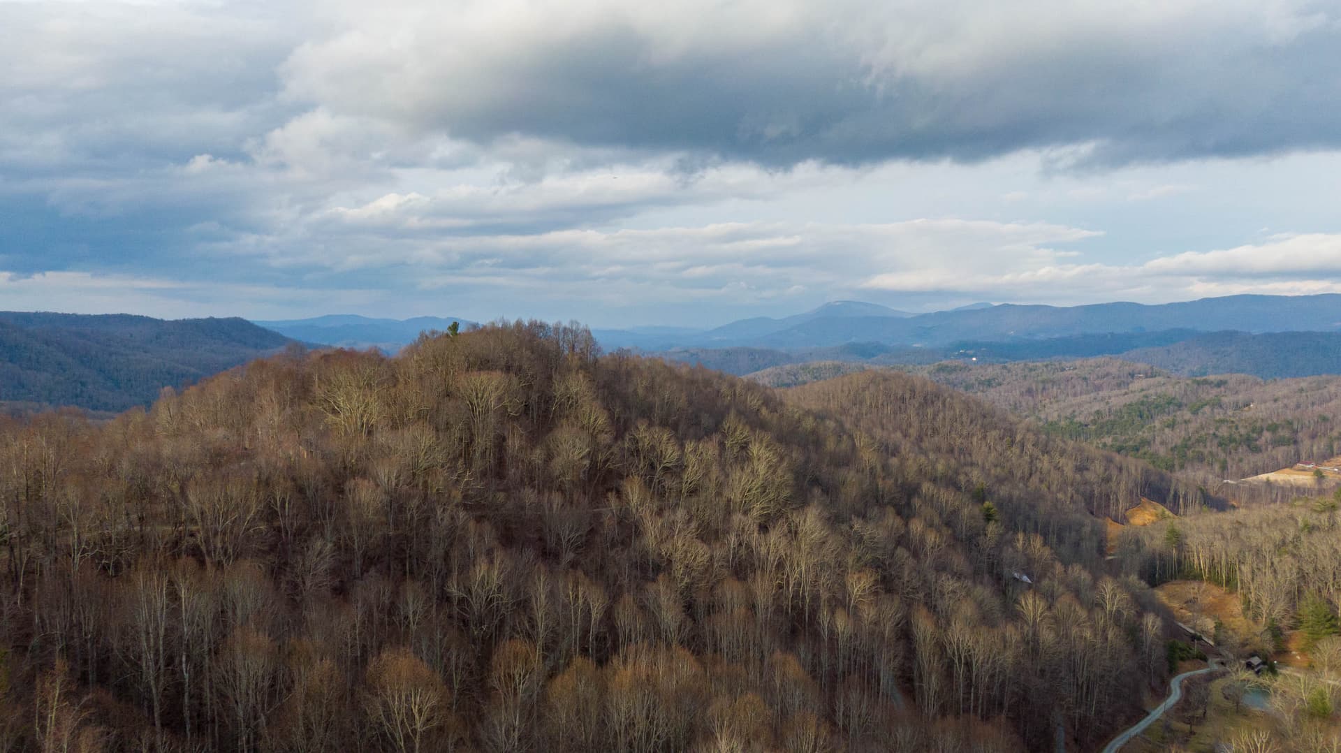 Deer Moments Cabin - Image 2