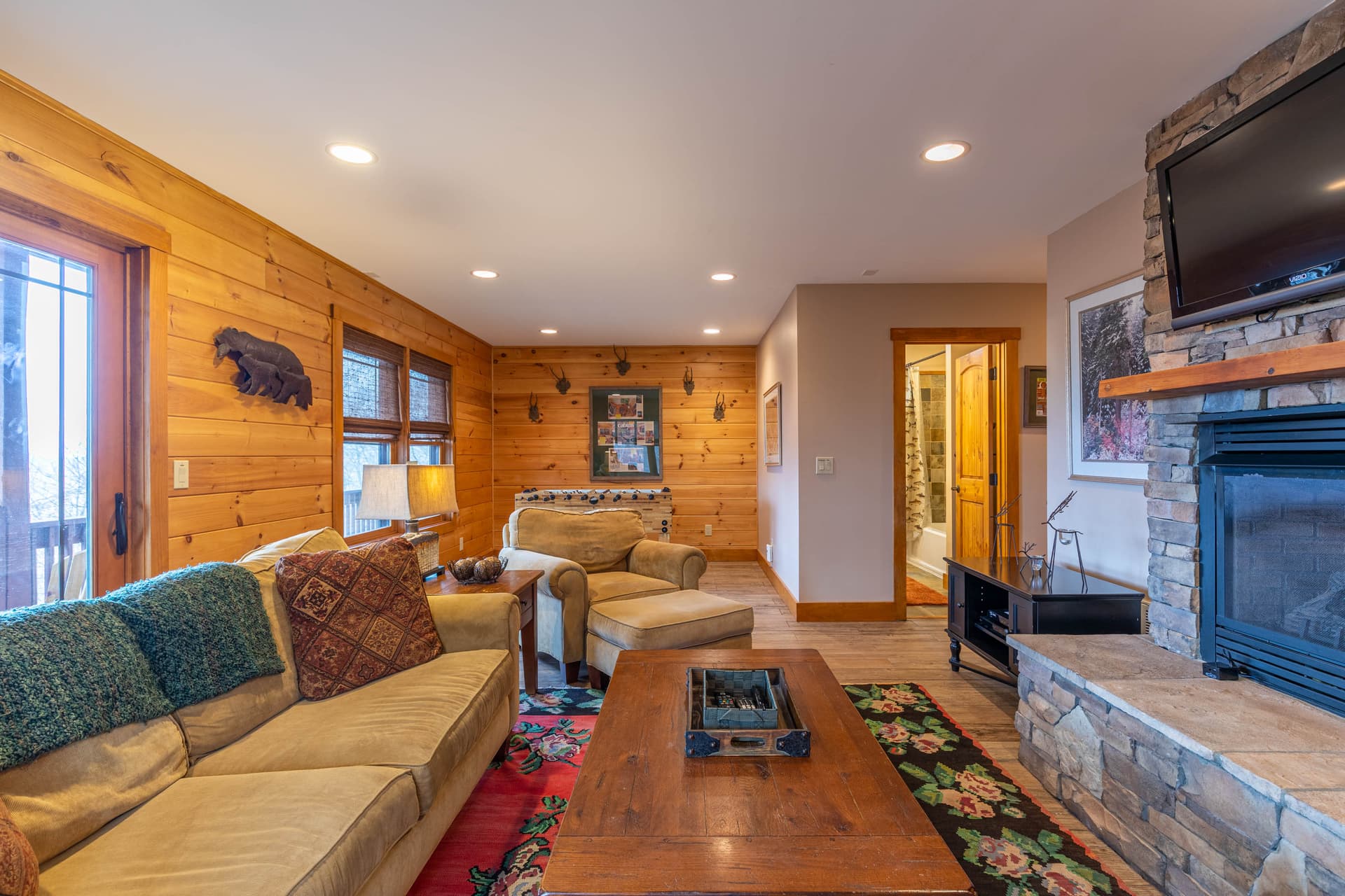 Deer Moments Cabin - Image 19