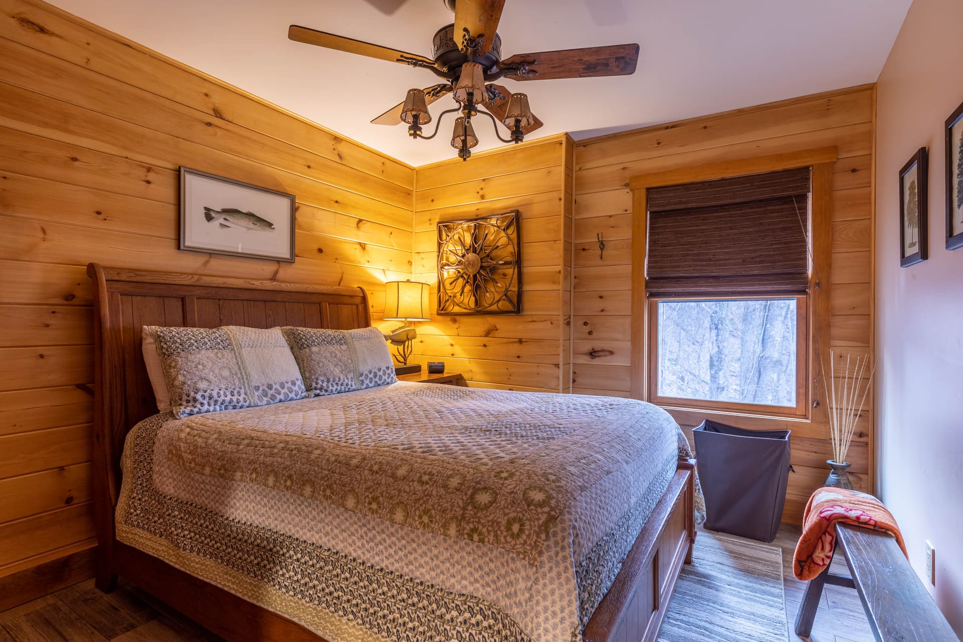 Deer Moments Cabin - Image 22