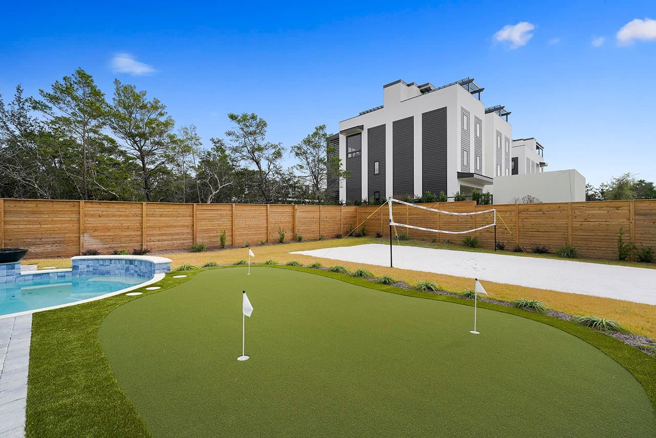 Deja Blue - Image 52