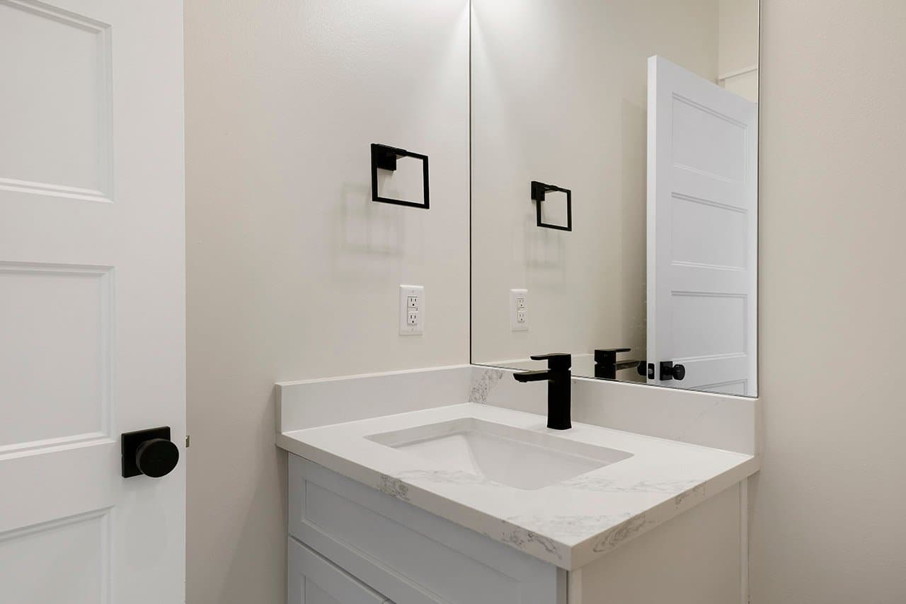 Deja Blue - Image 36