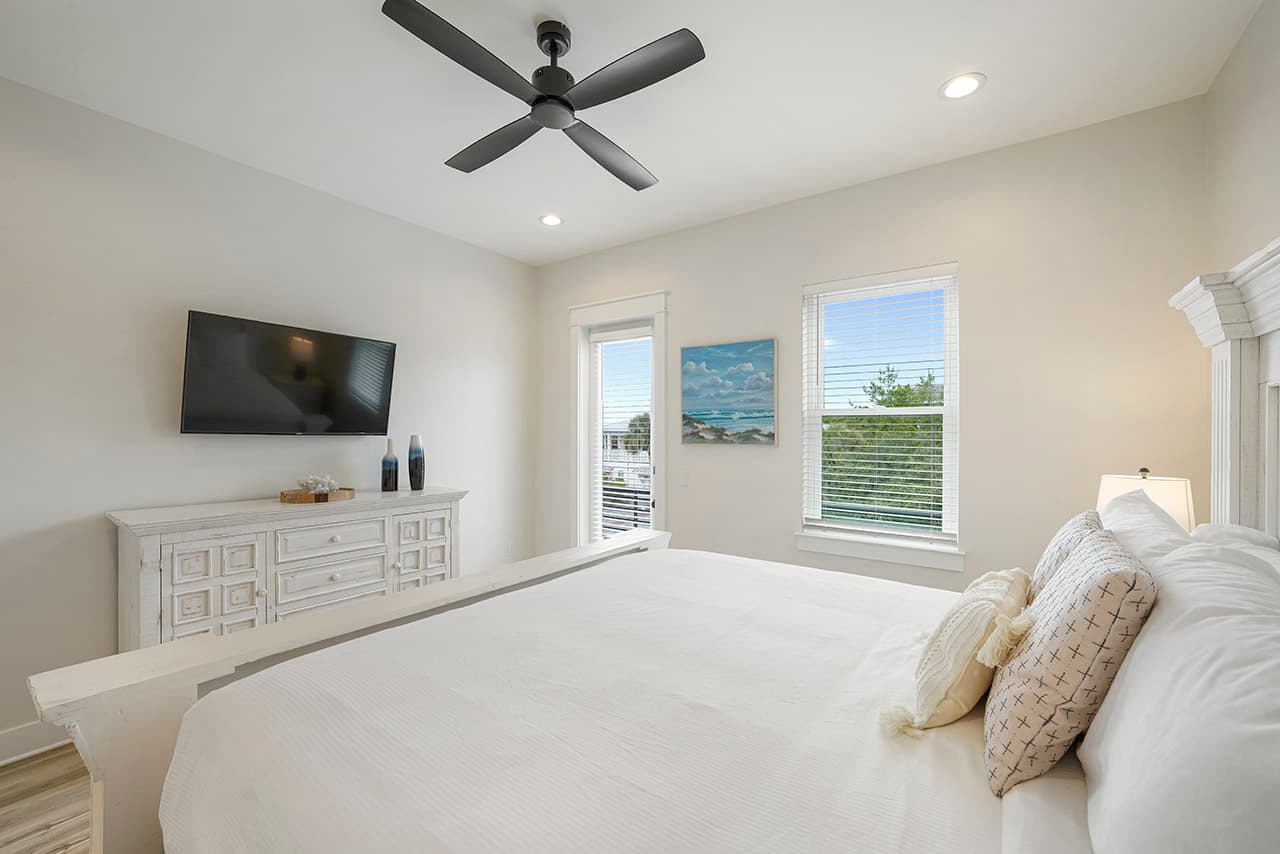 Deja Blue - Image 20