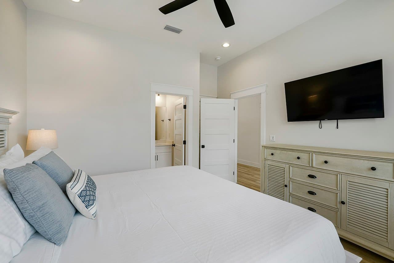 Deja Blue - Image 34