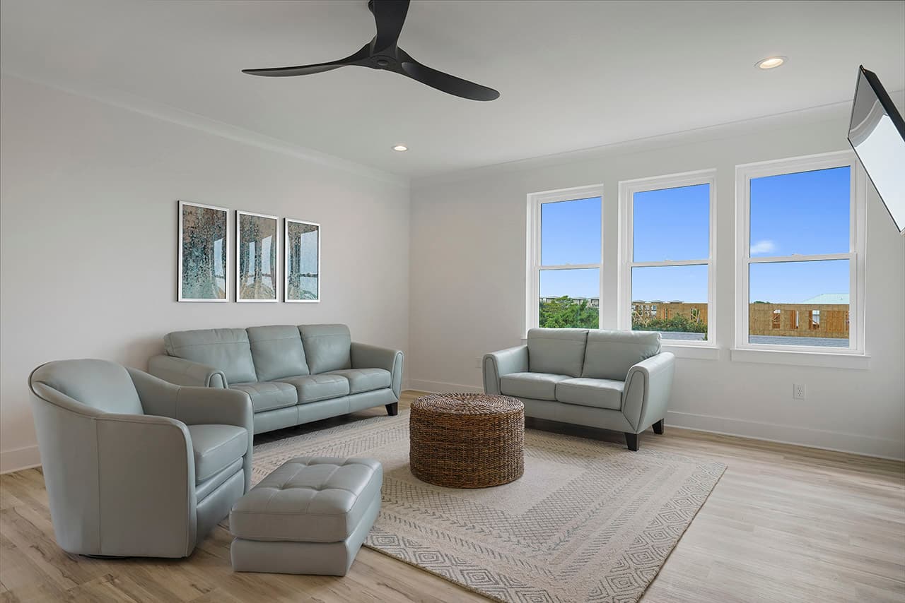 Deja Blue - Image 18