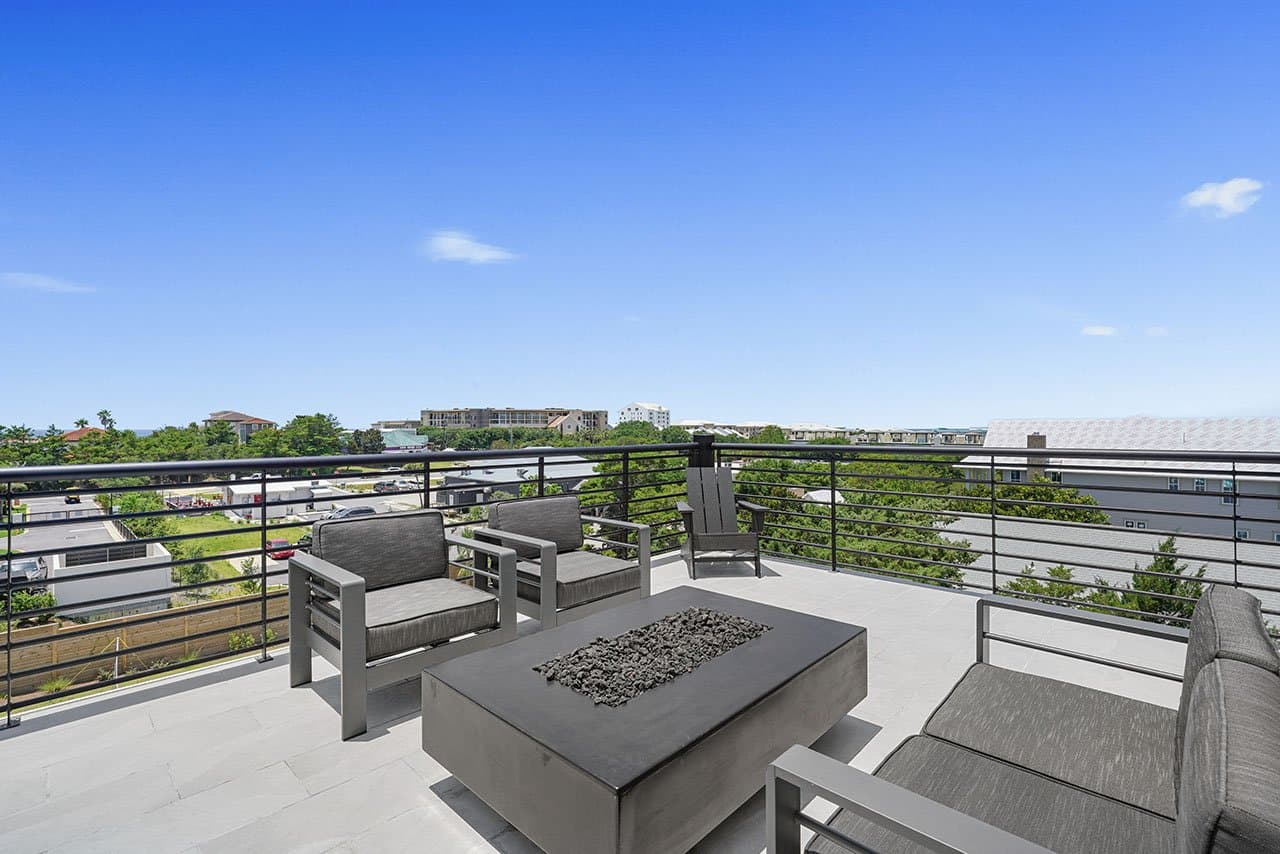 Deja Blue - Image 76