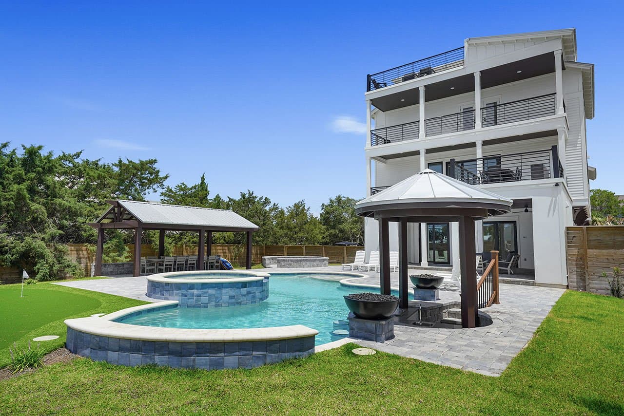 Deja Blue - Image 71