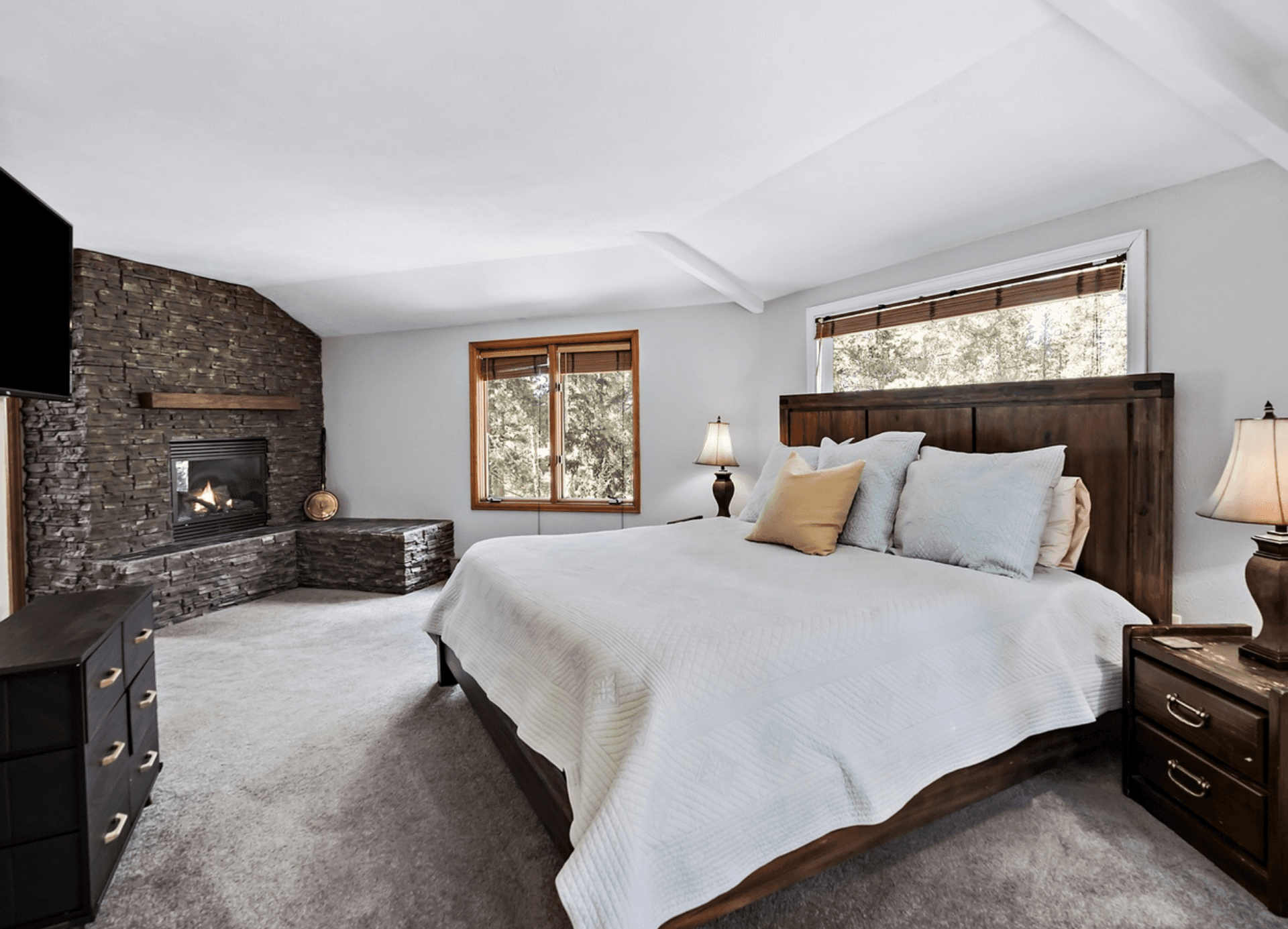 Sapphire Chalet - Image 15