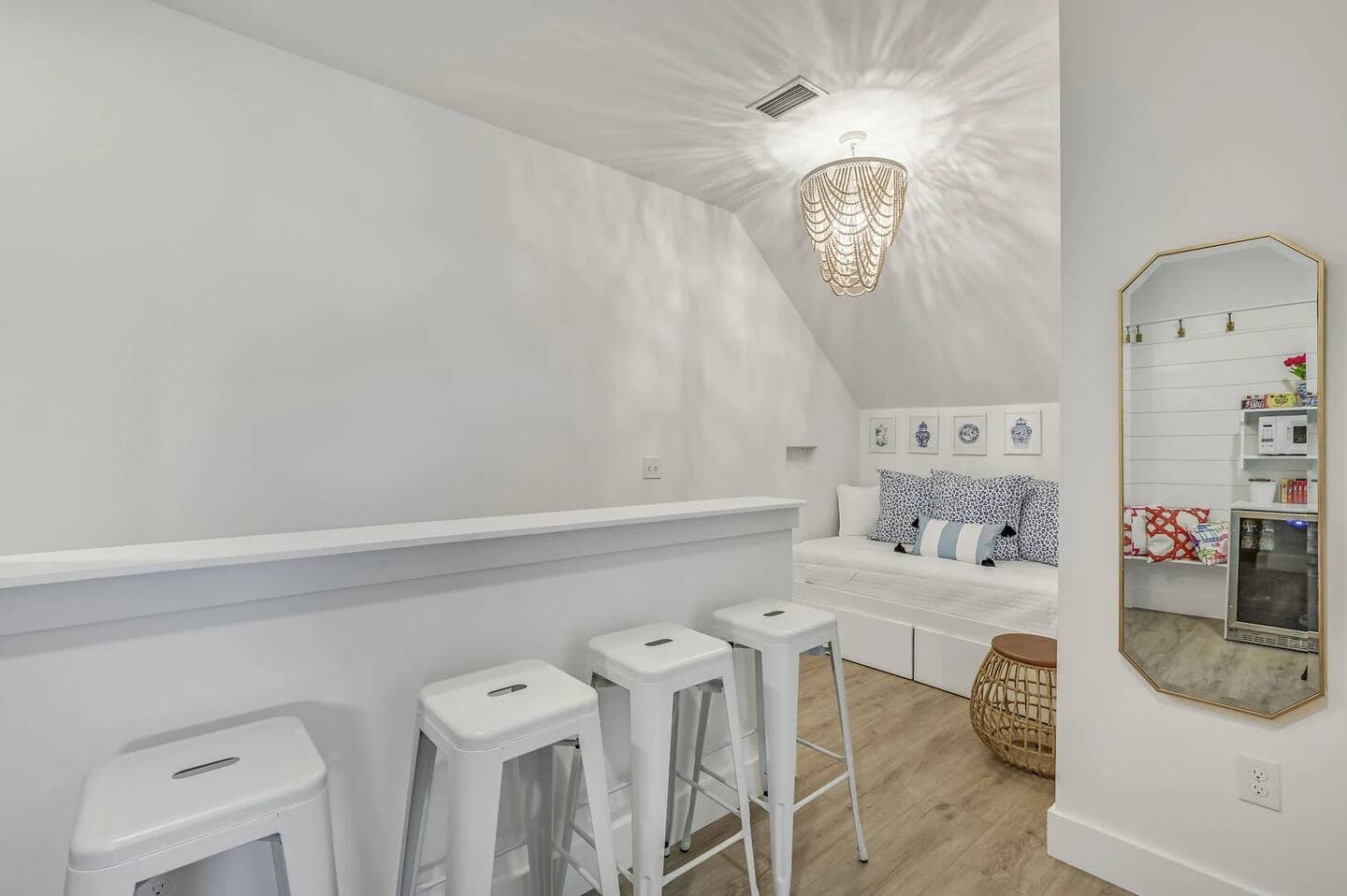 Ocean Pearl - Image 26