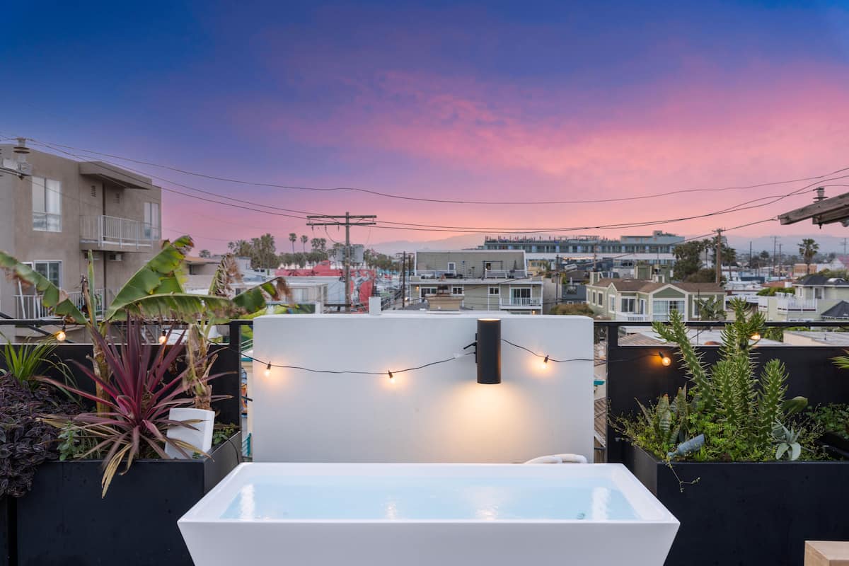 Venice View - Image 29