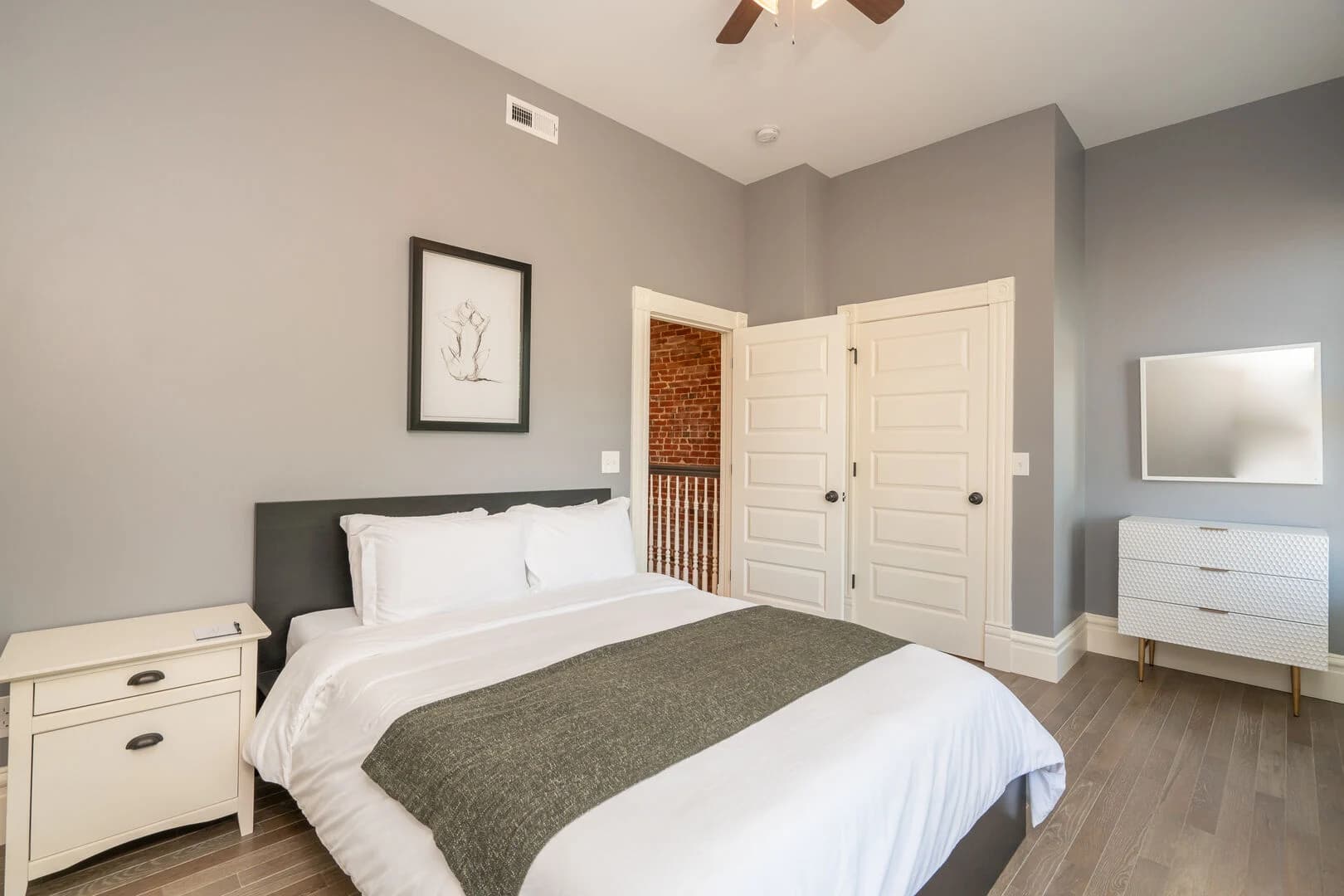 Grove Luxe Haven - Image 8