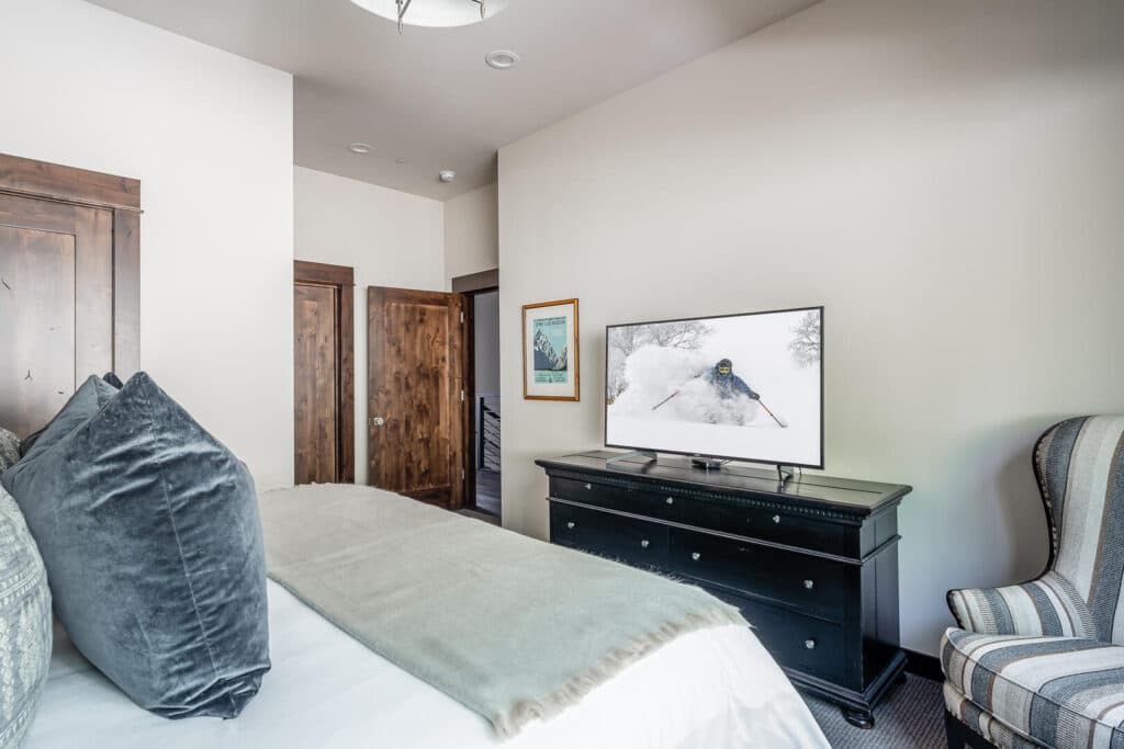 Lodgeside Home - Image 7