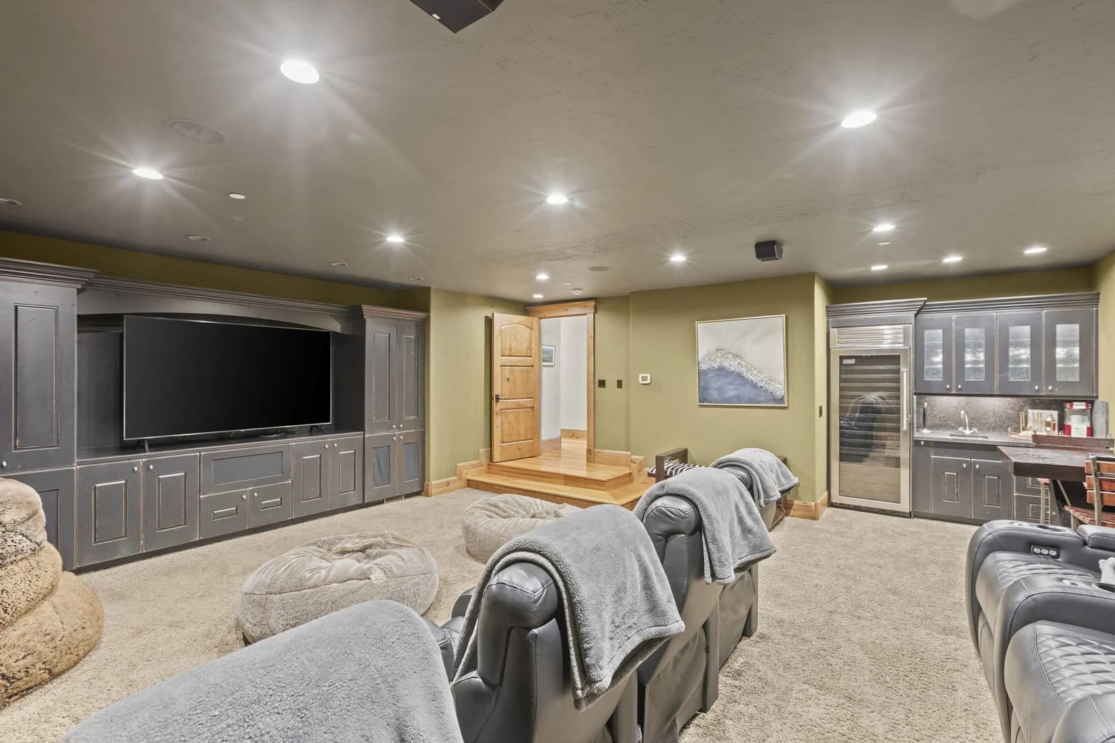 Benoit Lookout Estate - Image 36