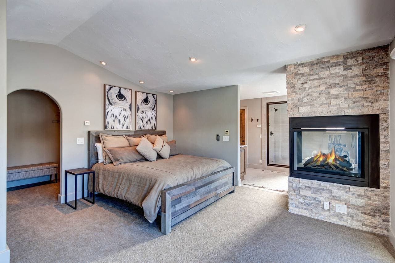 Creekside Escape - Image 16