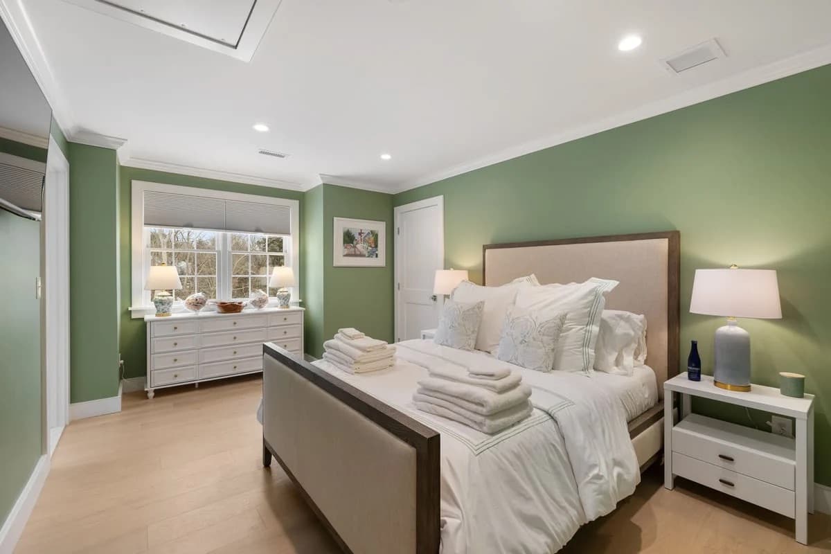 Hydrangea Hideaway - Image 34