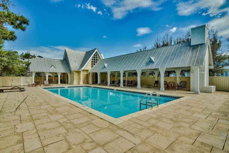 Mira Bella House - Image 39