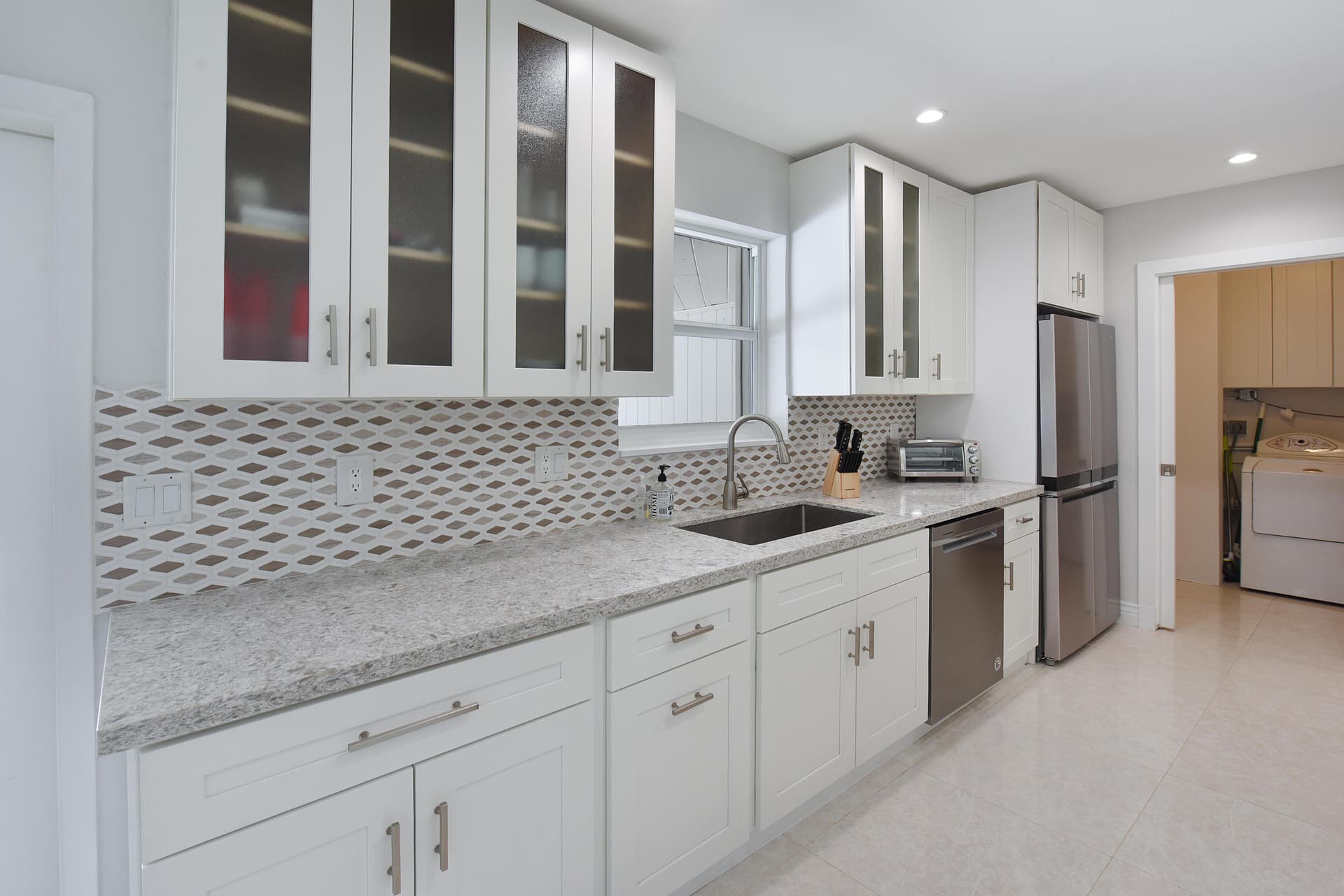 Light Beam House  - Image 10